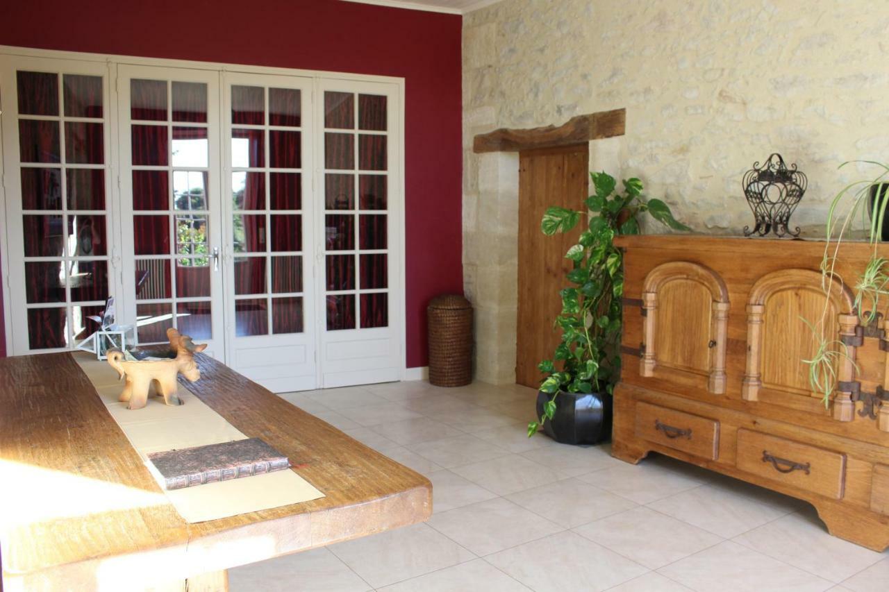 Ancien Haras De La Tour Bed & Breakfast Lamothe-Landerron Exterior photo